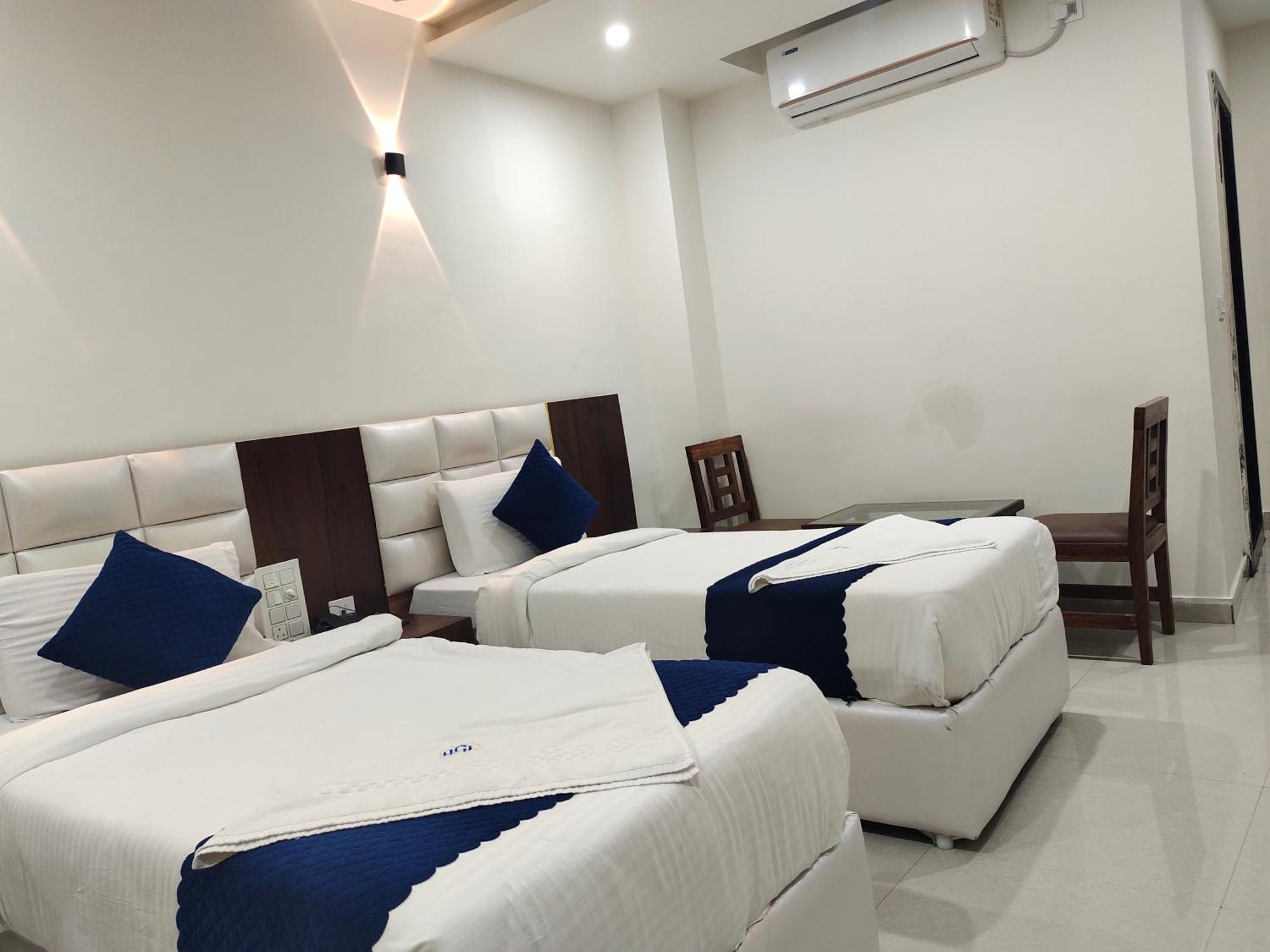 Hotel Skyland วารังกัล ภายนอก รูปภาพ