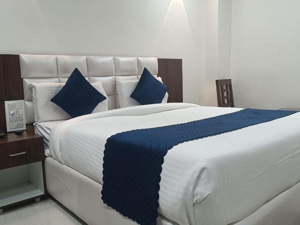 Hotel Skyland วารังกัล ภายนอก รูปภาพ